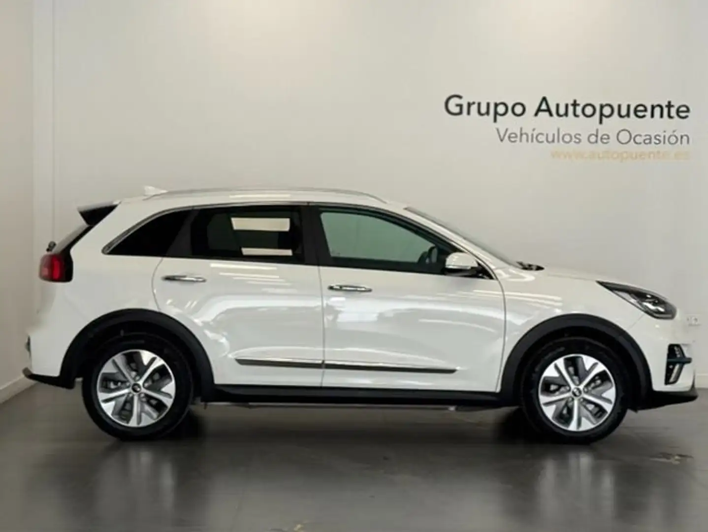Kia e-Niro Emotion Long Range Blanco - 2