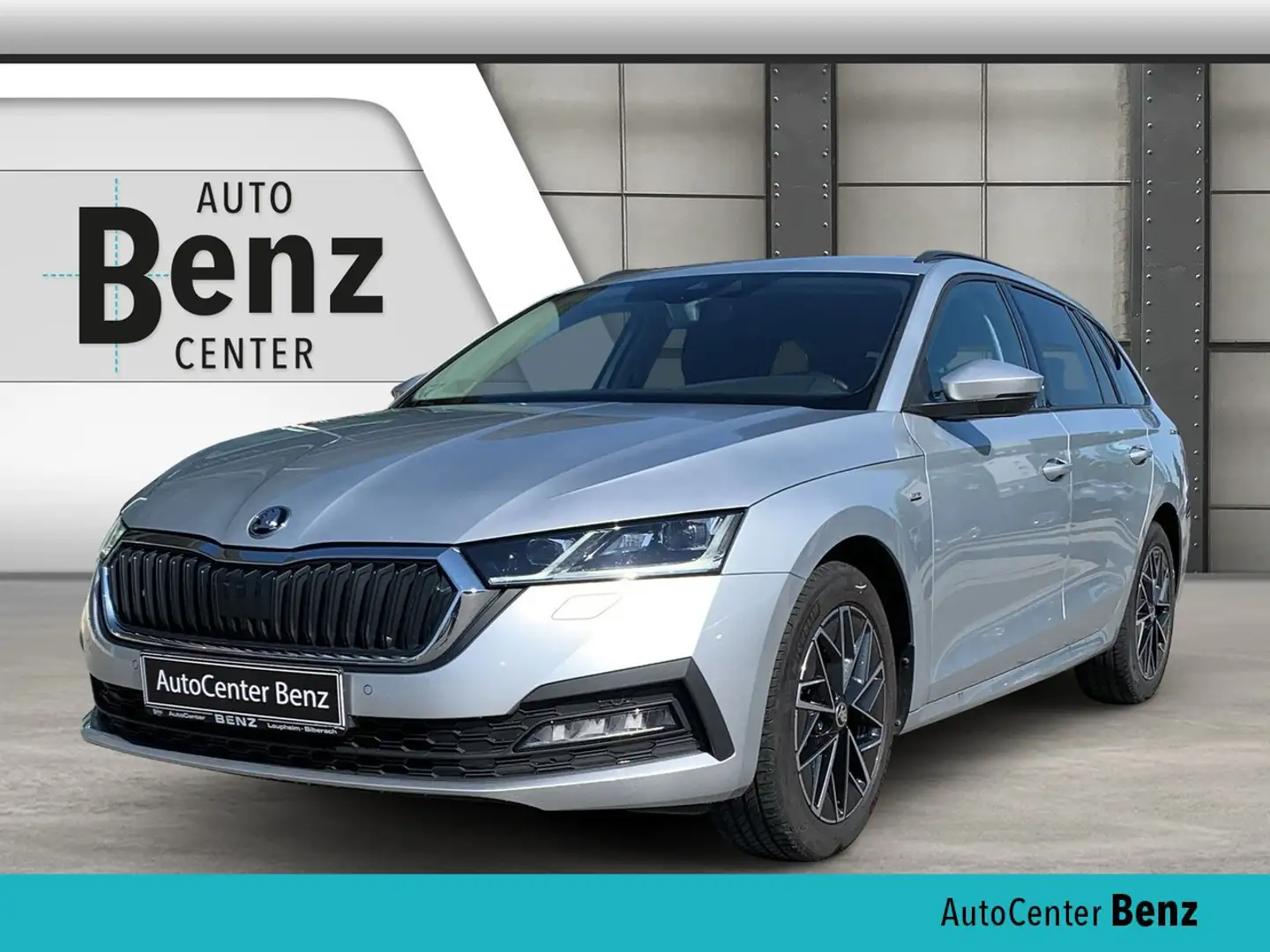 Skoda Octavia Combi 2.0 TDI Clever *MATRIX*NAV*ACC*R.KAM*ALA* Stříbrná - 1