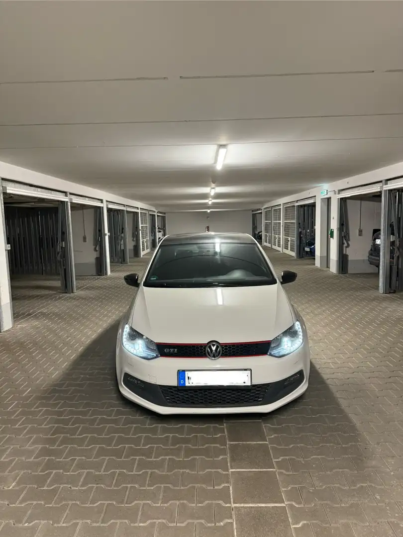 Volkswagen Polo GTI 1.4 DSG - 1