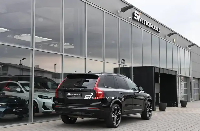 Volvo XC90 view 5