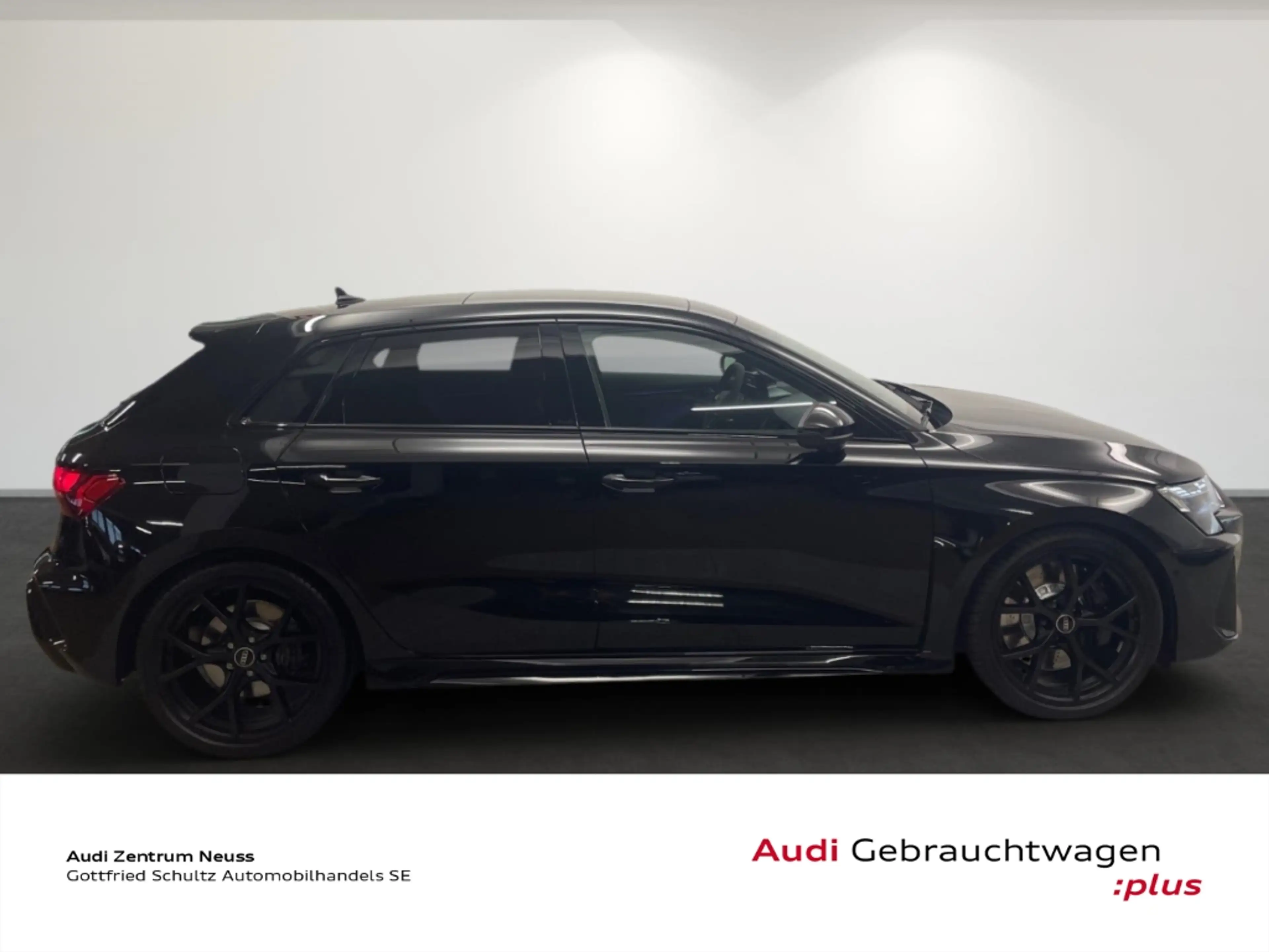 Audi RS3 Sportback QUATTRO 400 PS S tronic PANO CARPLAY KAM — photo 2