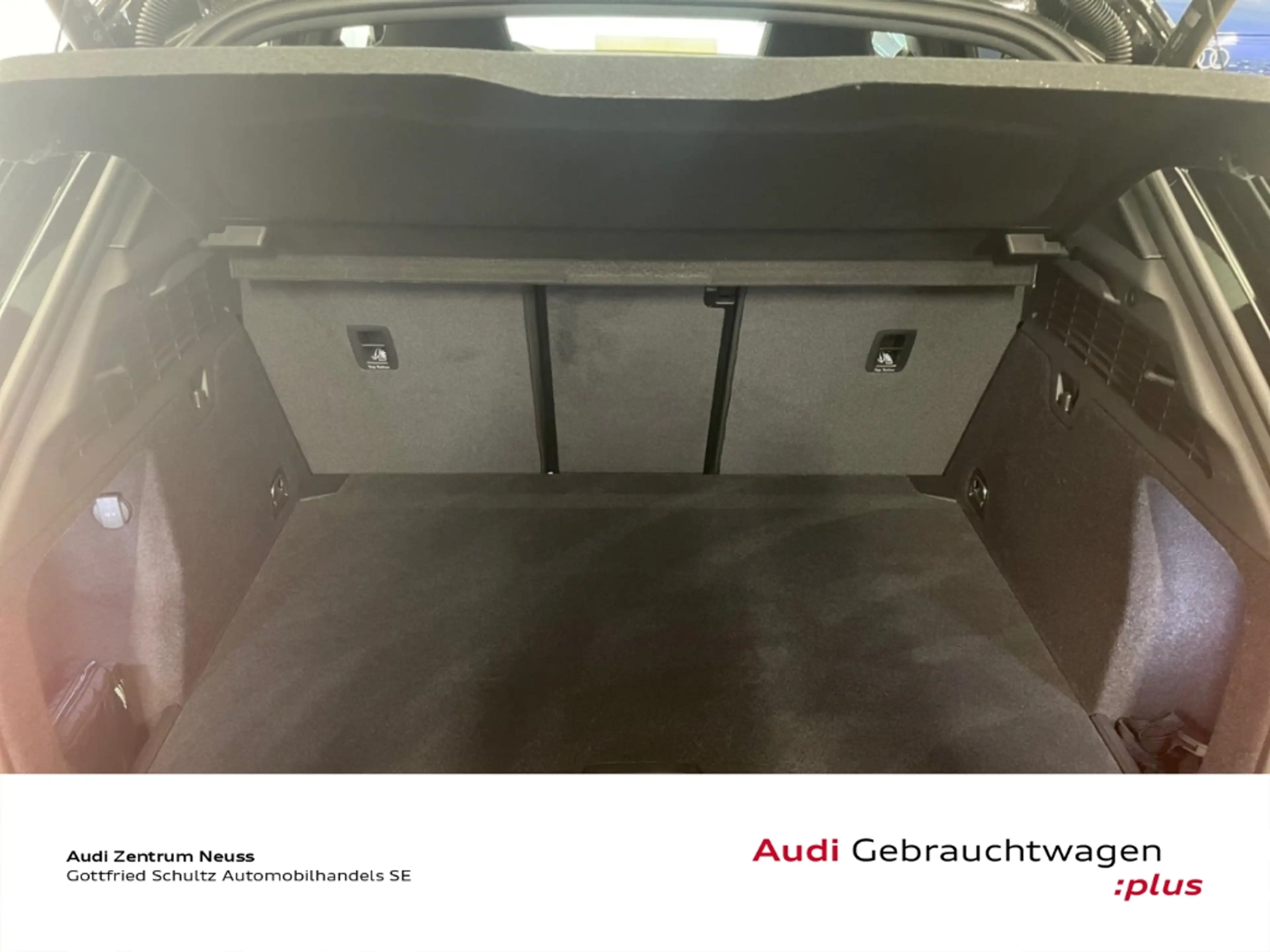 Audi RS3 Sportback QUATTRO 400 PS S tronic PANO CARPLAY KAM — photo 8