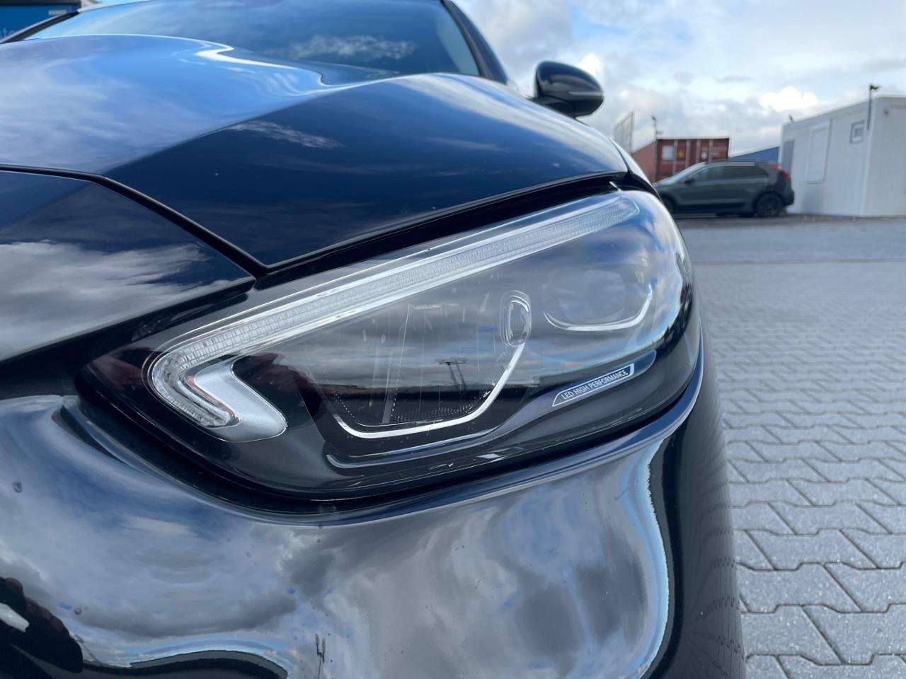 Mercedes-Benz C 200
