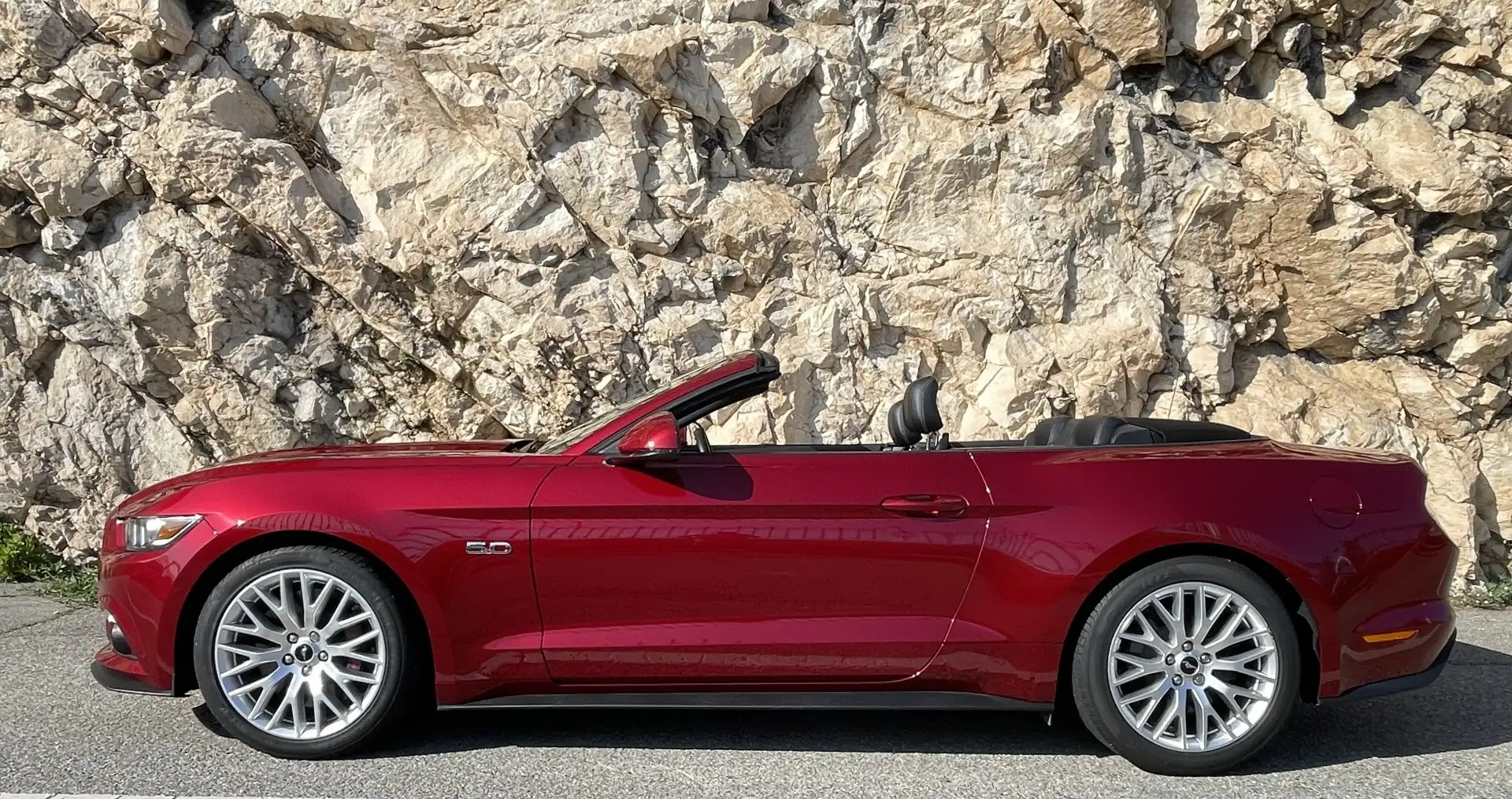 Ford Mustang Cabrio 5.0 Ti-VCT V8 Aut. GT - 1