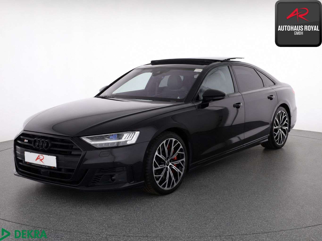2021 Audi S8