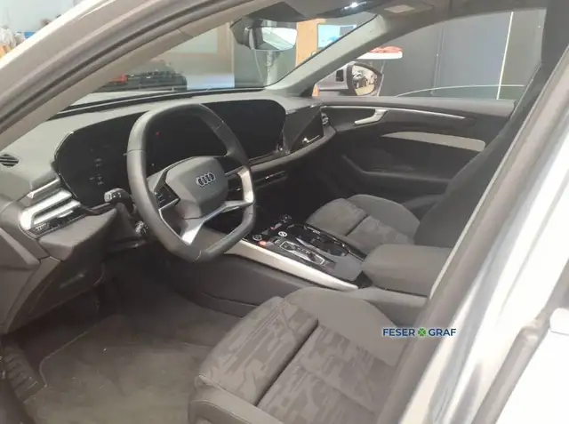 Audi A6 view 6