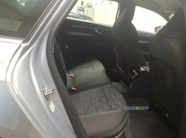 Audi A6 view 8
