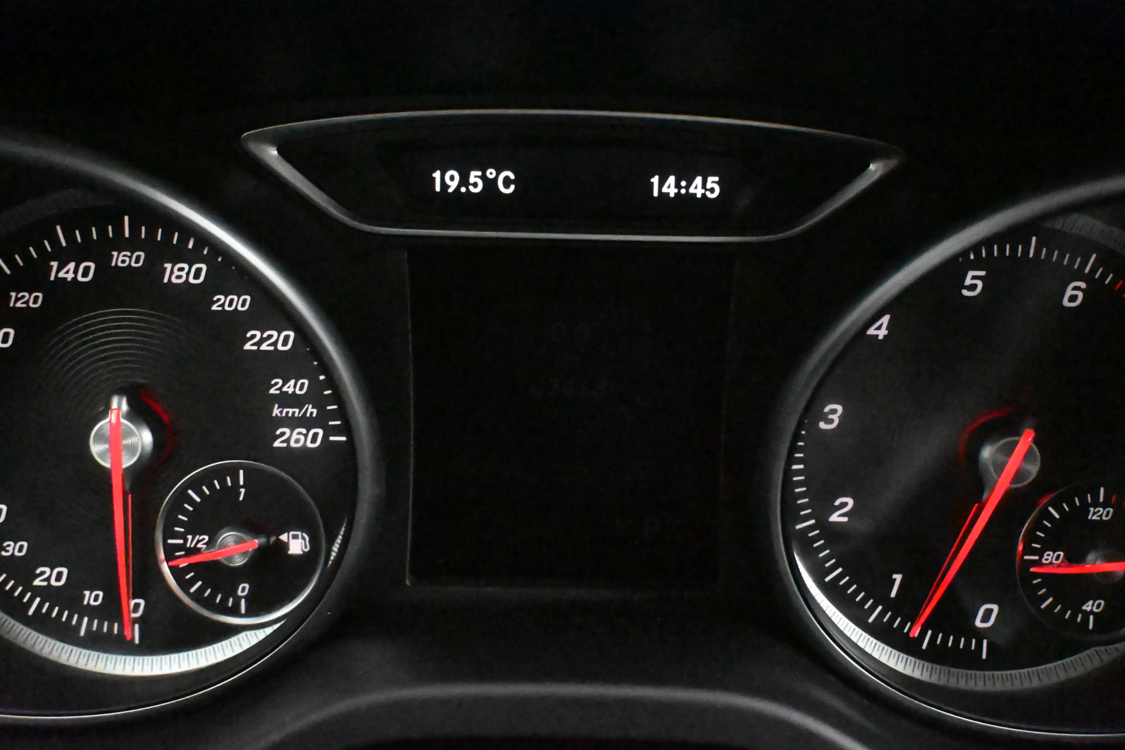Mercedes-Benz GLA 180 Business Solution amg carplay trekhaak — photo 43