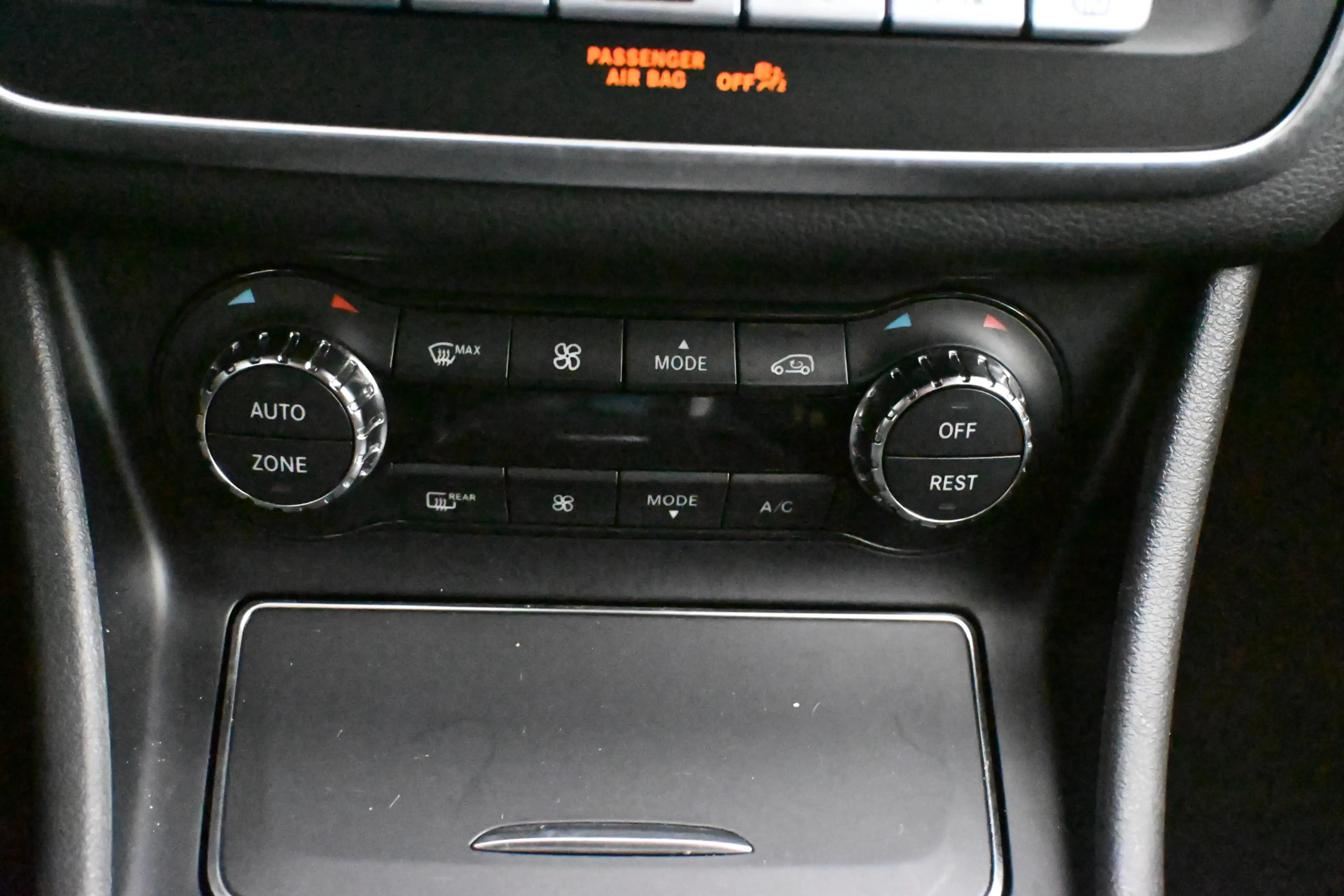Mercedes-Benz GLA 180 Business Solution amg carplay trekhaak — photo 18