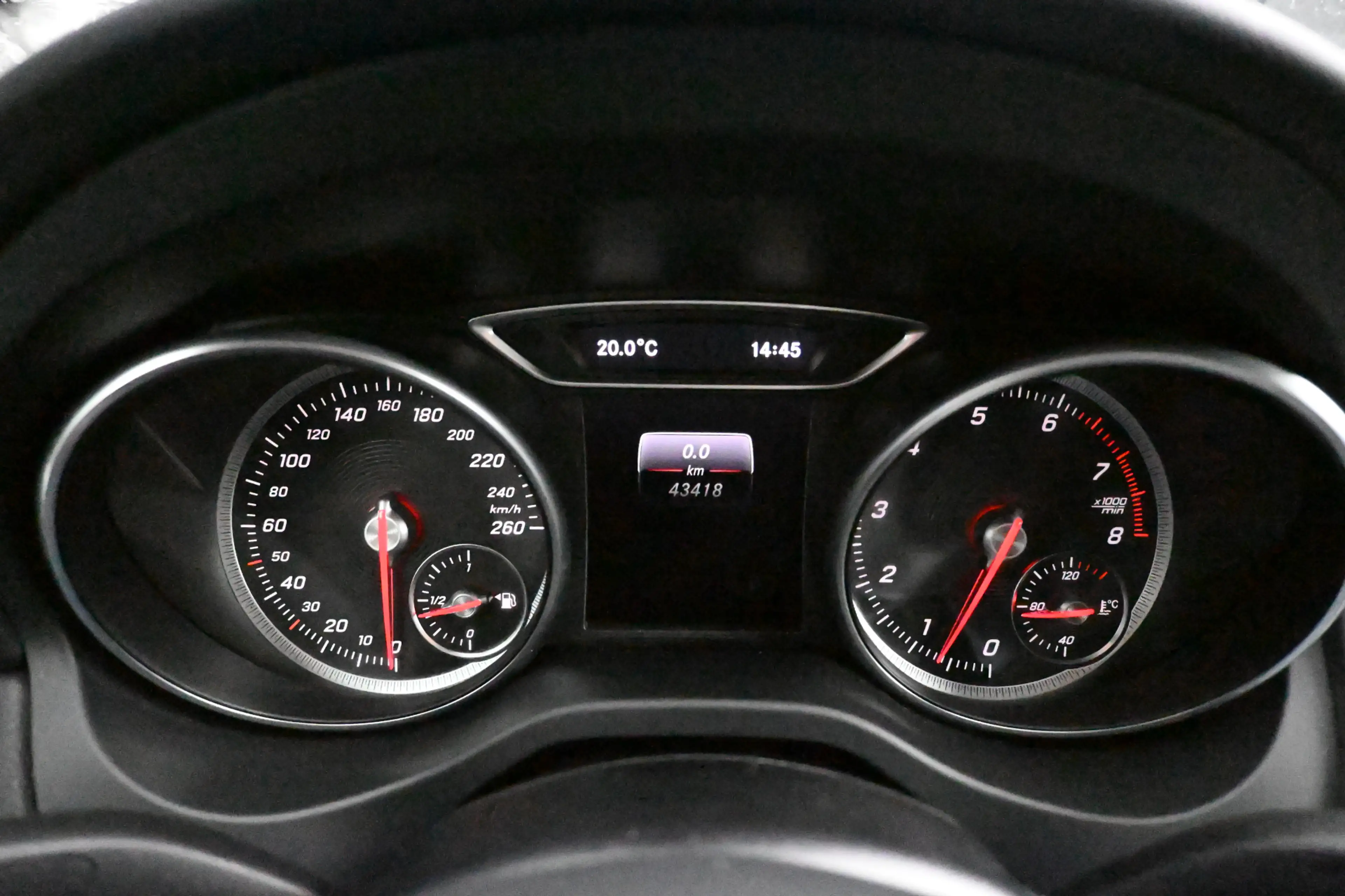 Mercedes-Benz GLA 180 Business Solution amg carplay trekhaak — photo 20