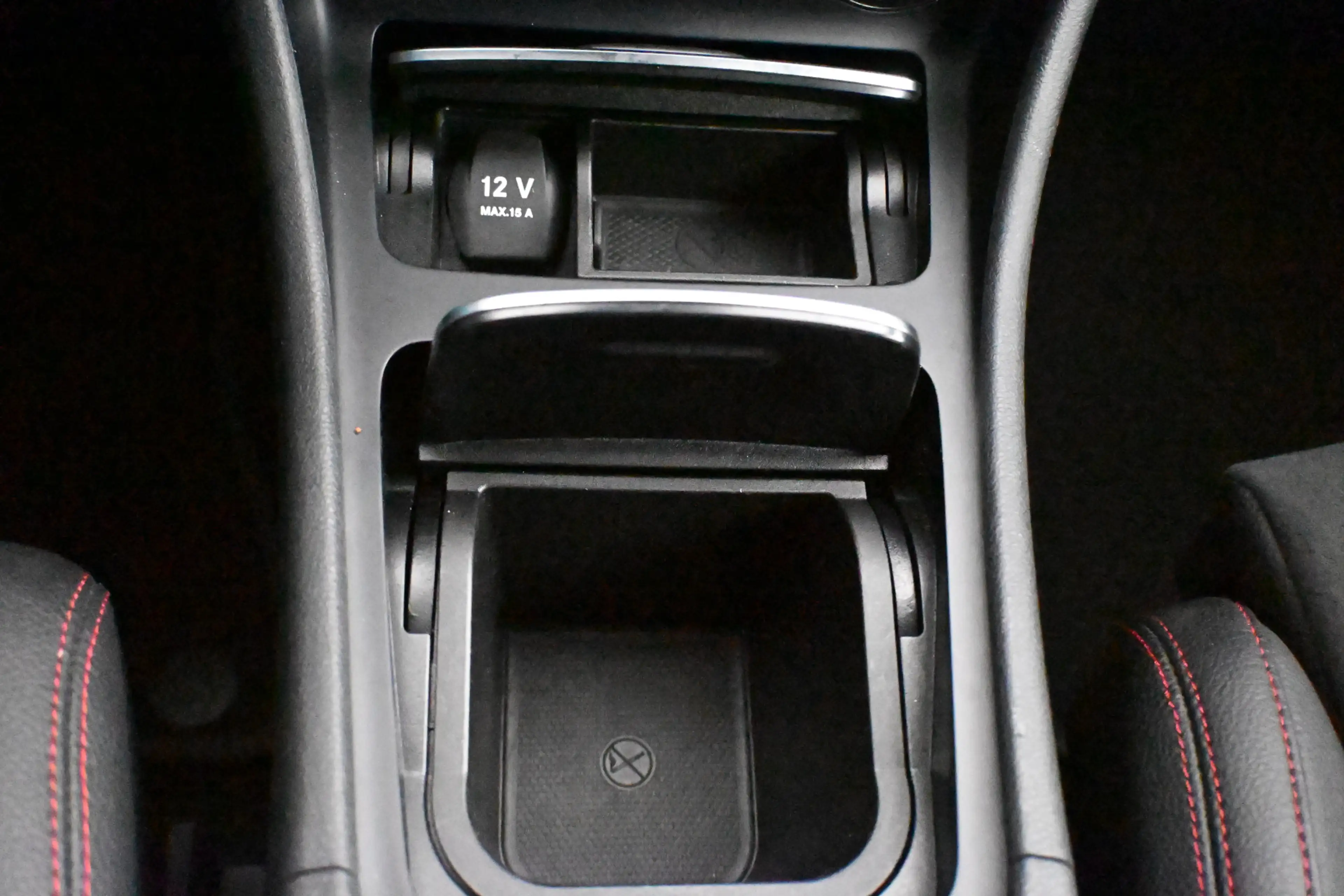 Mercedes-Benz GLA 180 Business Solution amg carplay trekhaak — photo 47