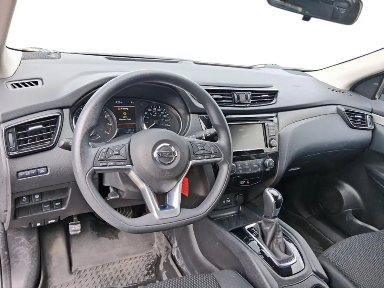 Nissan Qashqai снимка Nissan Qashqai
