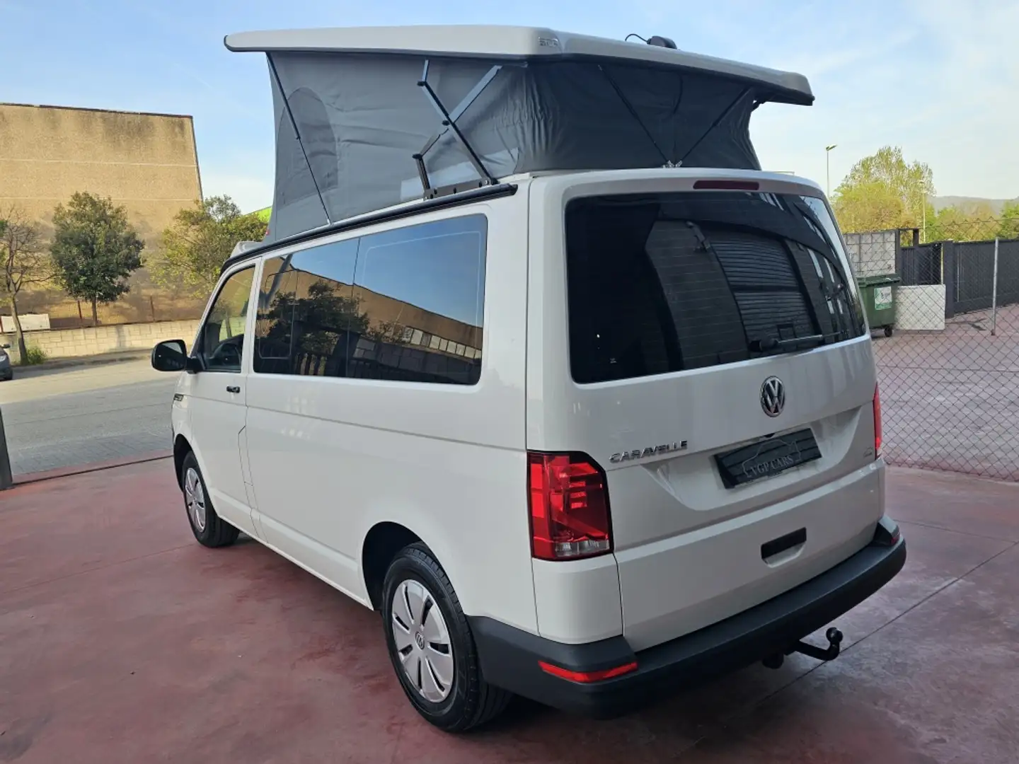 Volkswagen T6 California 2.0TDI BMT Beach 84kW Blanco - 2