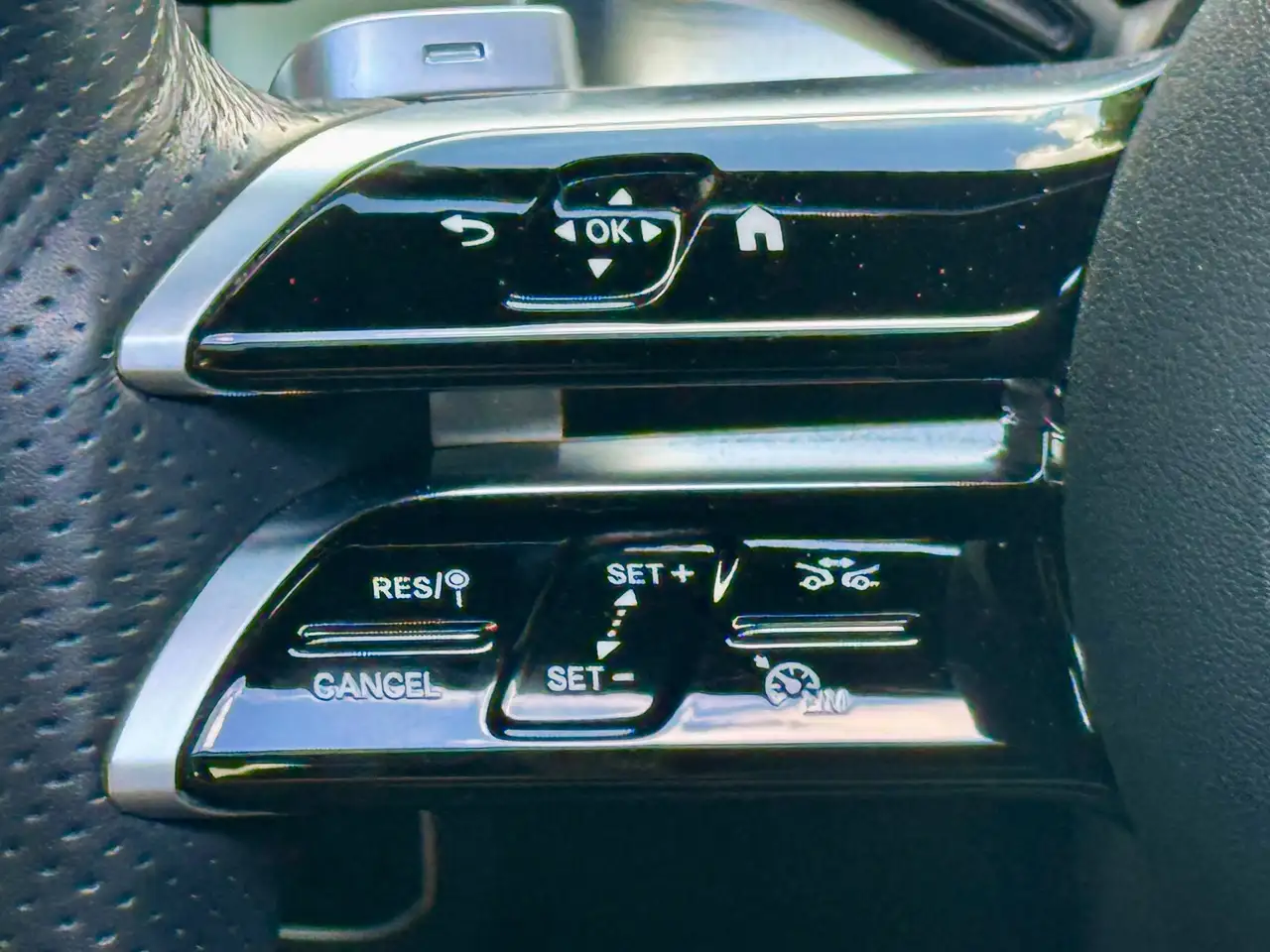 Mercedes-Benz EQB + AMG Line 7pl./Pano/360/Burmester/HUD, миниатюра 19
