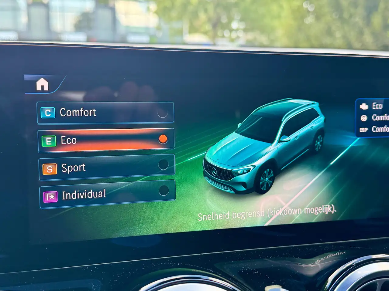 Mercedes-Benz EQB + AMG Line 7pl./Pano/360/Burmester/HUD, миниатюра 27