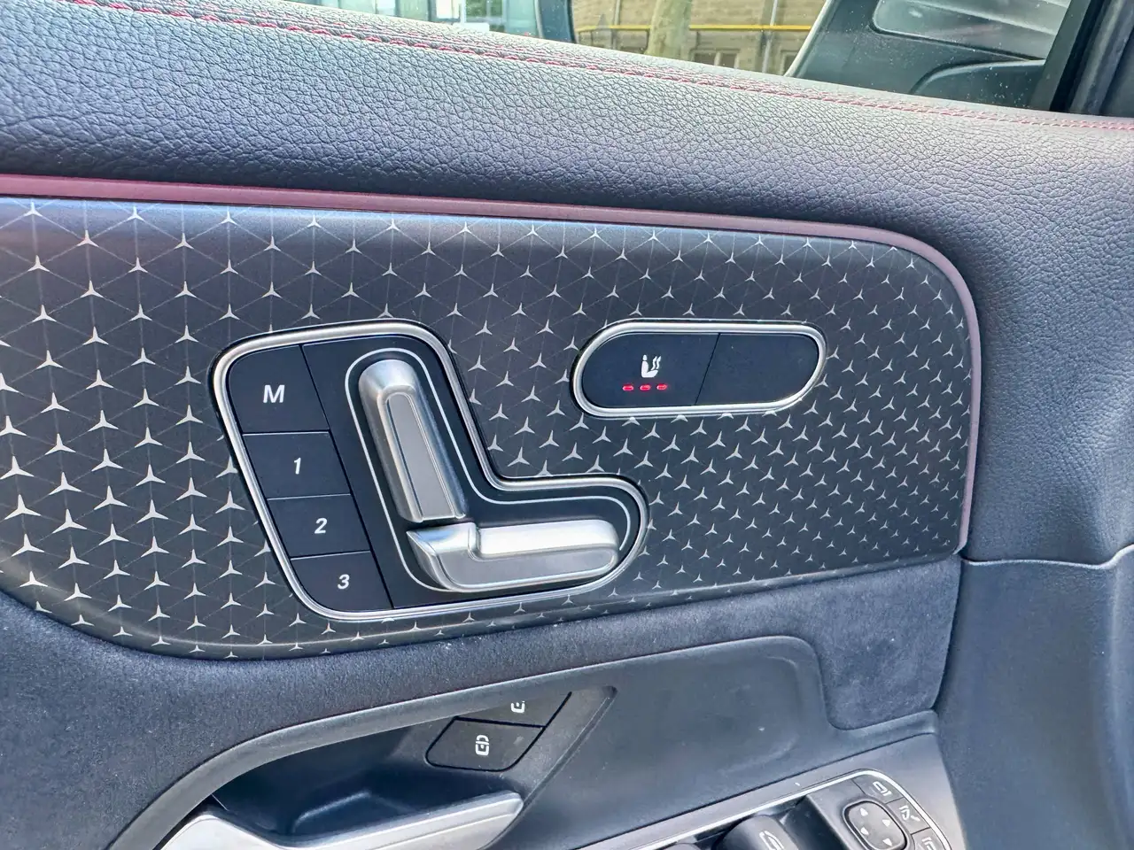 Mercedes-Benz EQB + AMG Line 7pl./Pano/360/Burmester/HUD, миниатюра 15
