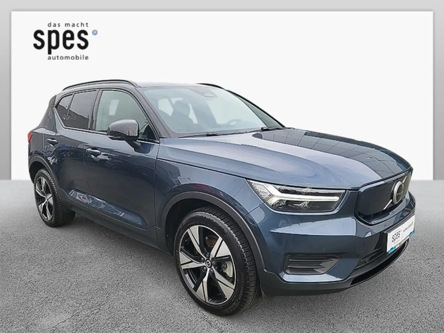 Volvo XC40 Recharge Twin Plus Blau - 1