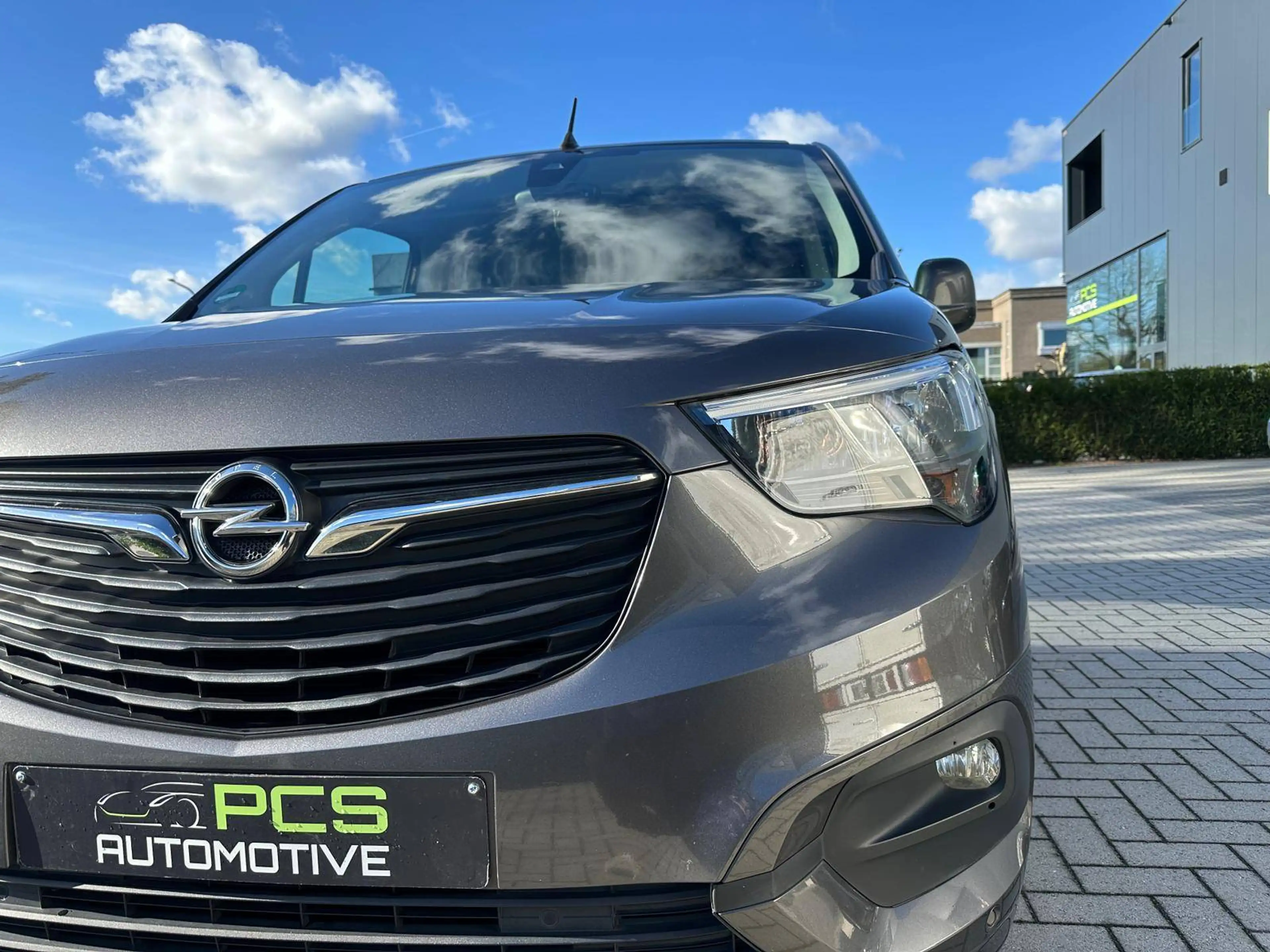 Opel Combo Life 1.5 Diesel / L1H1 / Automaat / 2019 / 12 Maanden waarborg — photo 8