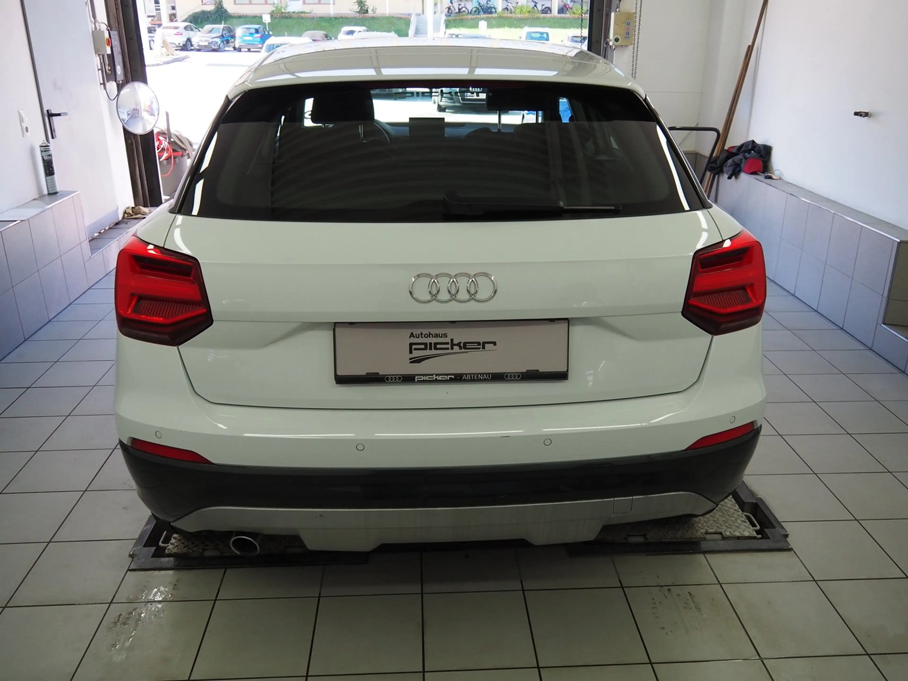 Audi Q2 1.6 TDI Sport — photo 6