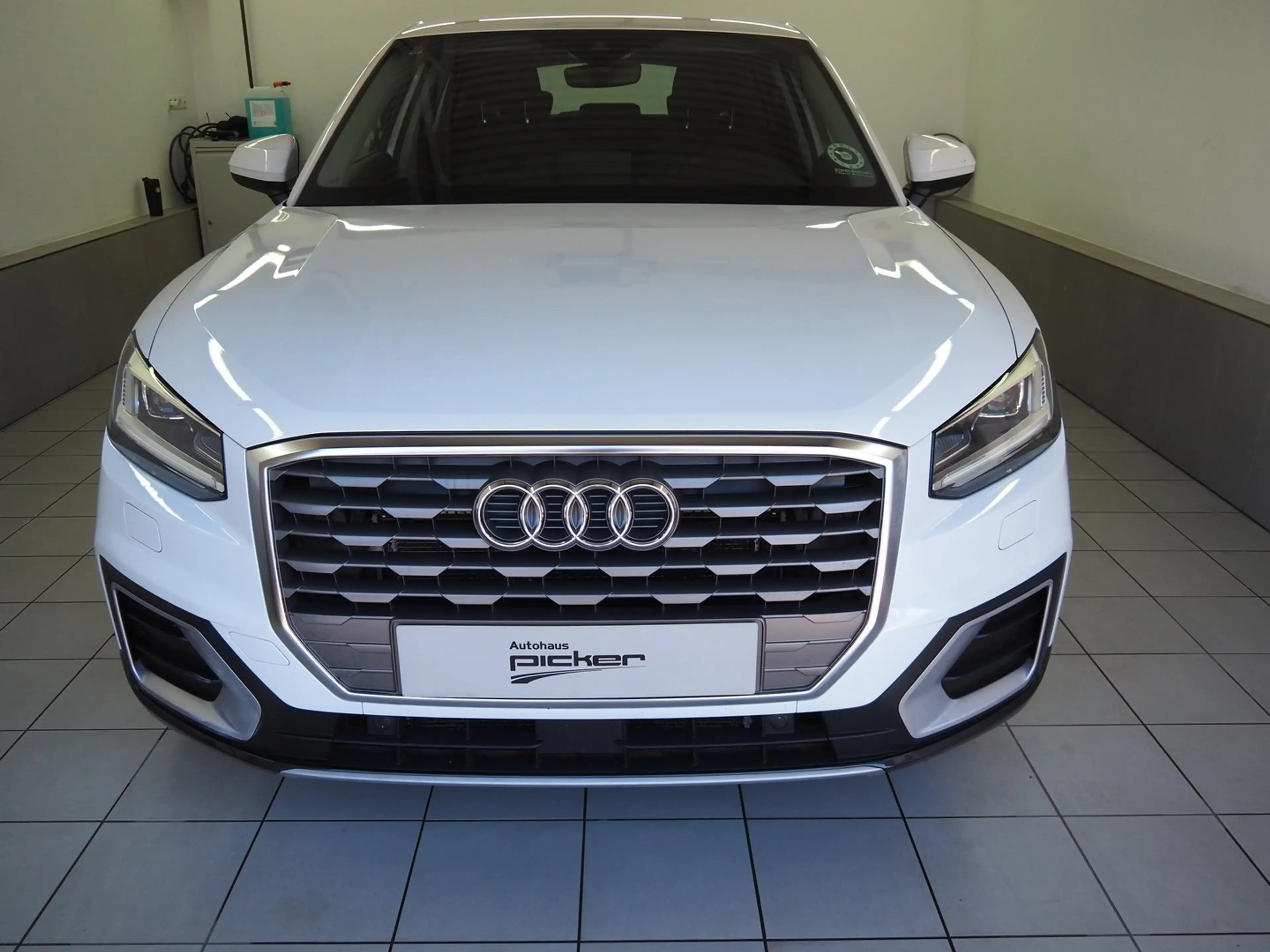 Audi Q2 1.6 TDI Sport — photo 2