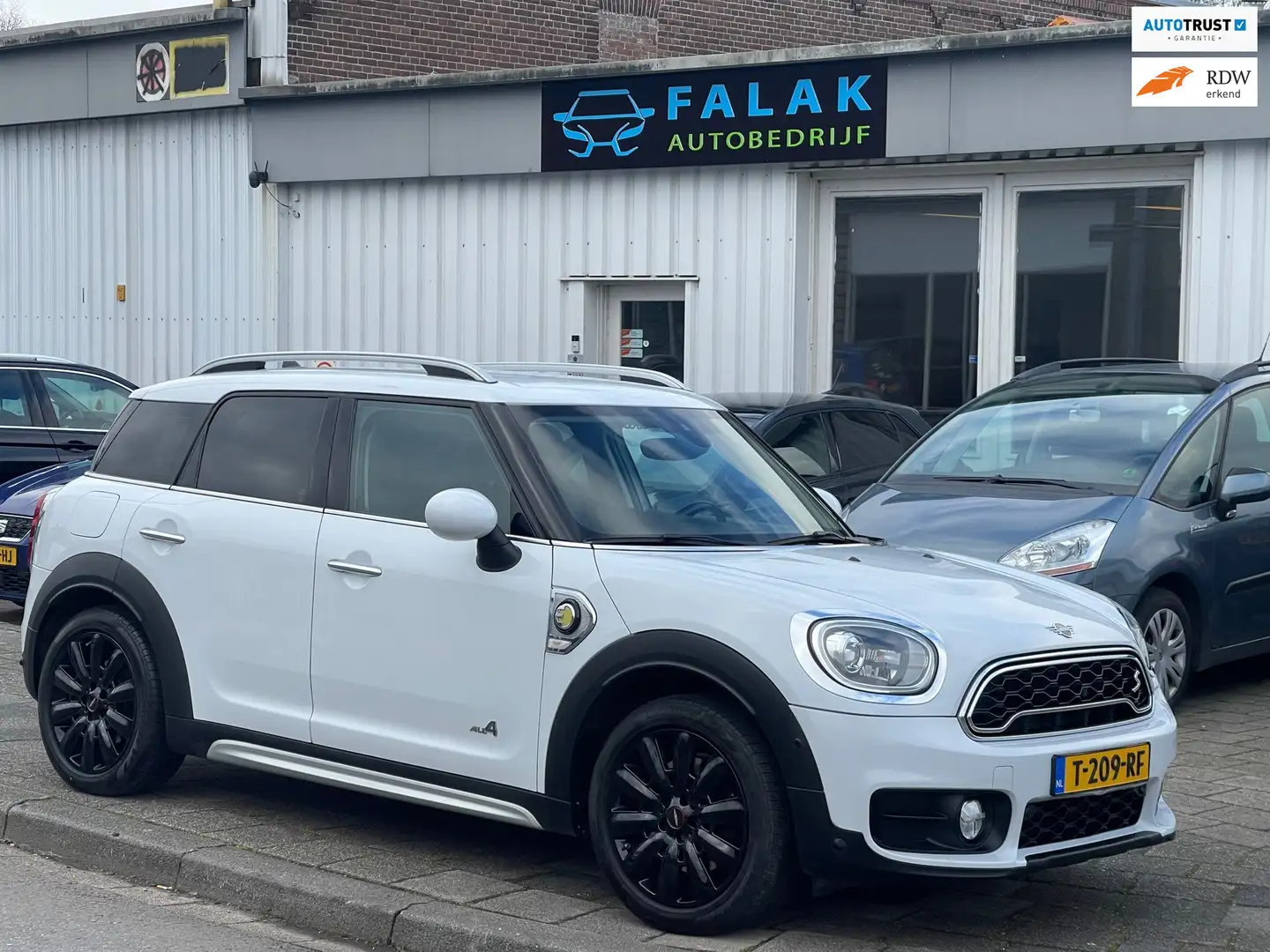 MINI Cooper SE Countryman 1.5 ALL4 Salt Blanc - 1