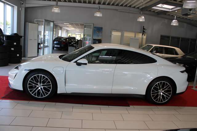 Porsche Taycan Performance Battery Plus*ACC+BOSE*