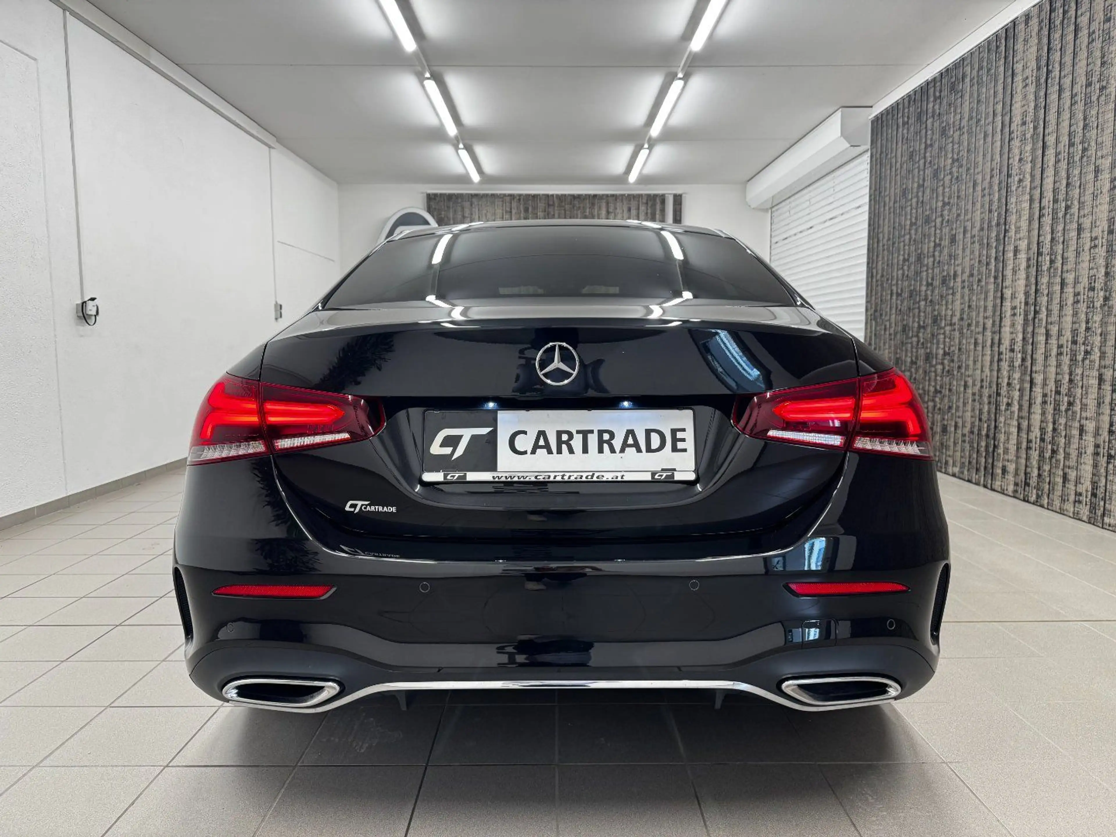 Mercedes-Benz A 200 A-Klasse A 200 d Lim. AMG Line 4Matic — photo 8