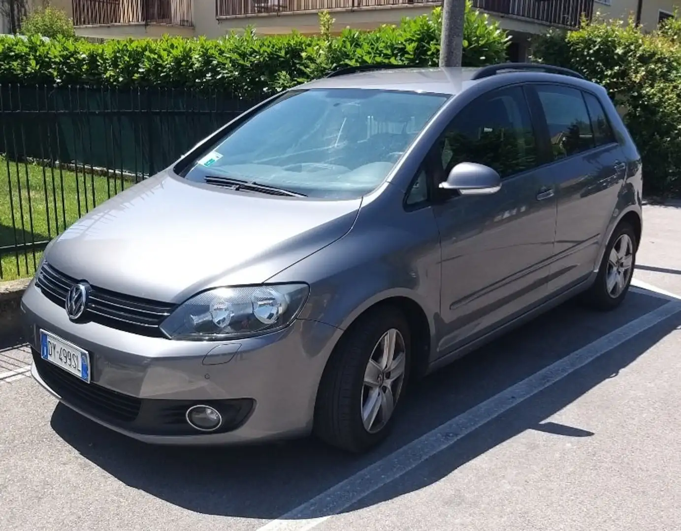 Volkswagen Golf Plus Golf VI 2008 Plus1.6 tdi Comfortline Серый - 1