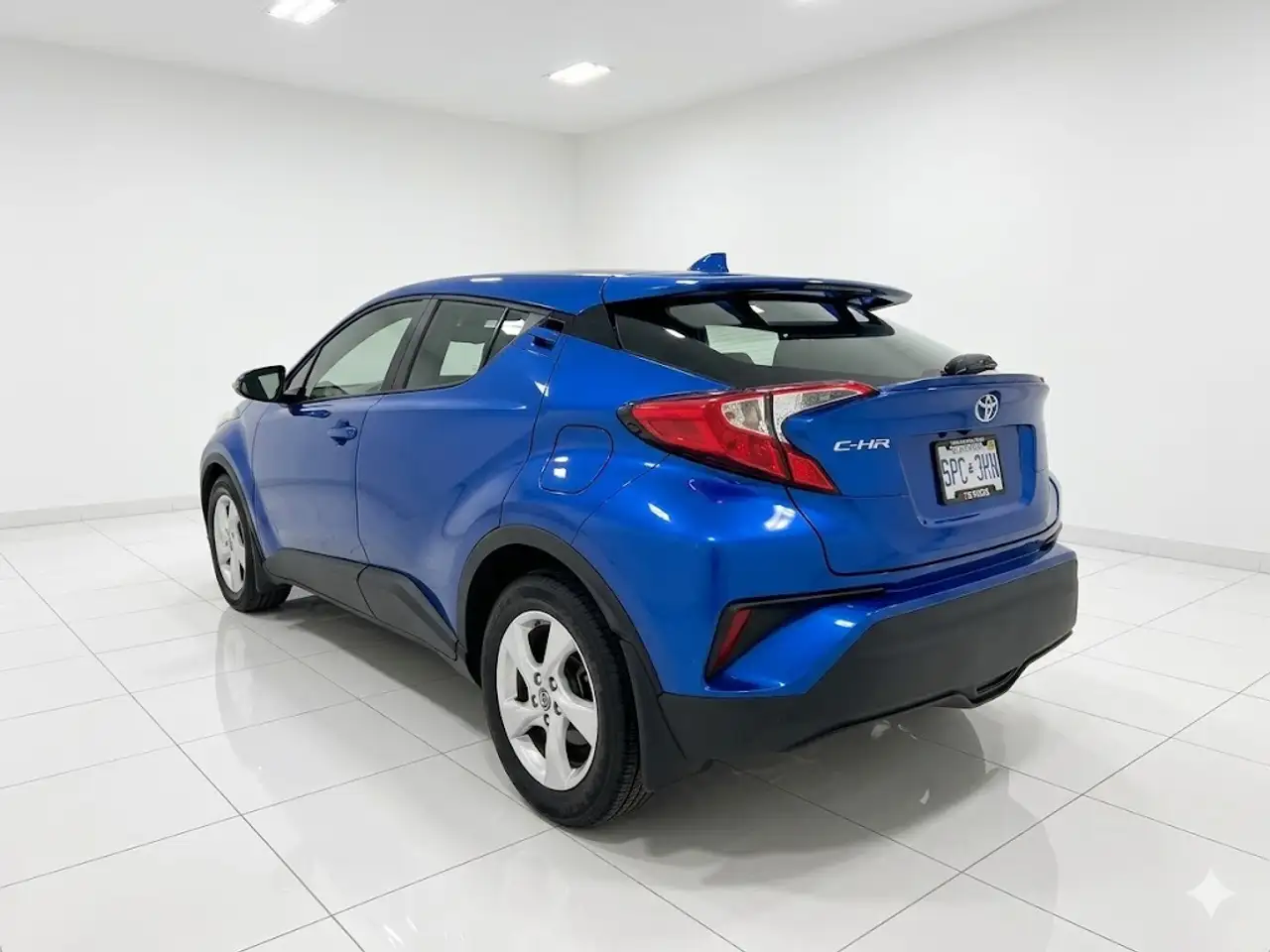 Toyota C-HR снимка Toyota C-HR