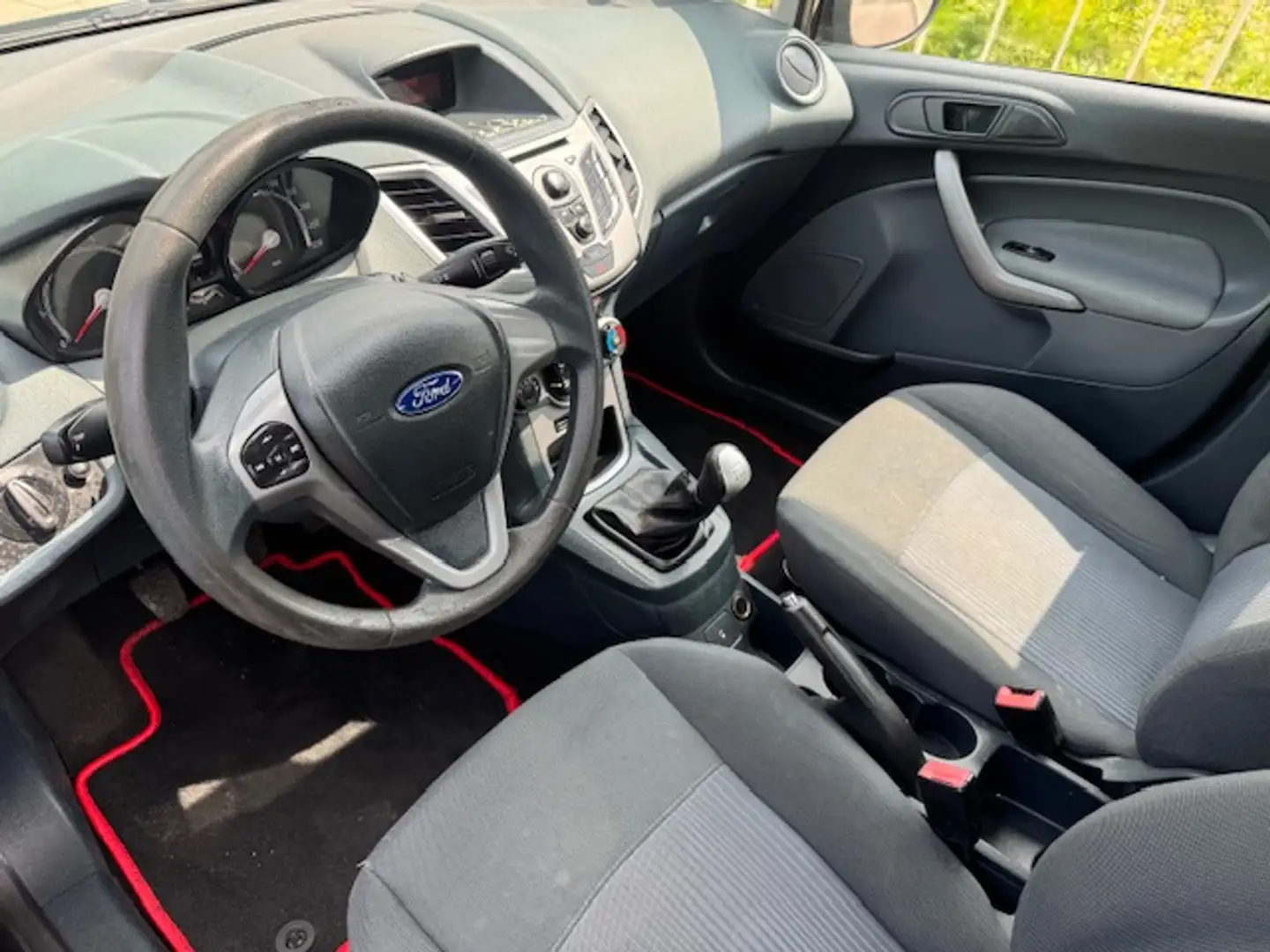 Ford Fiesta 1.25 Trend Zwart - 2