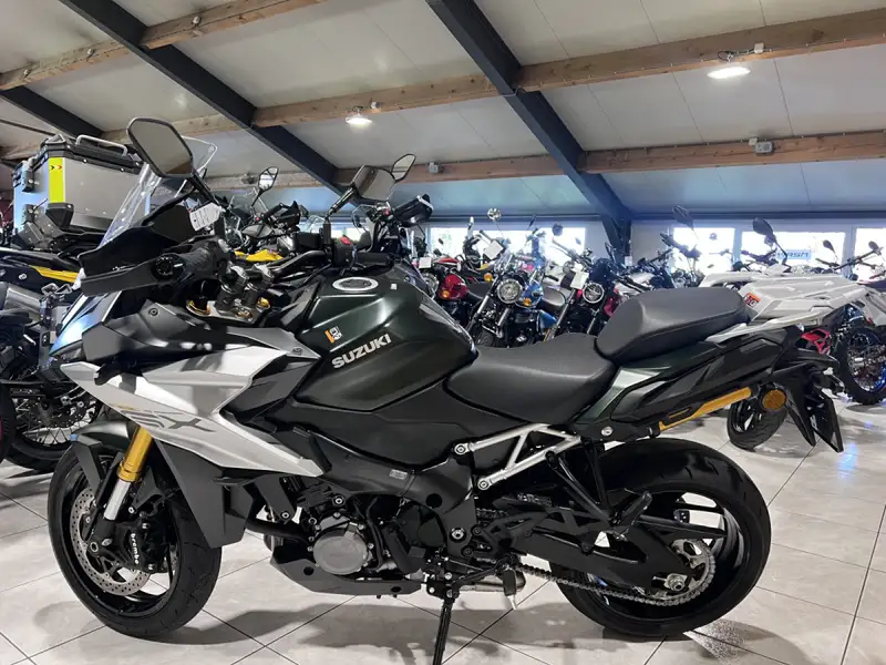 Suzuki GSX-S 1000GX - foto 4