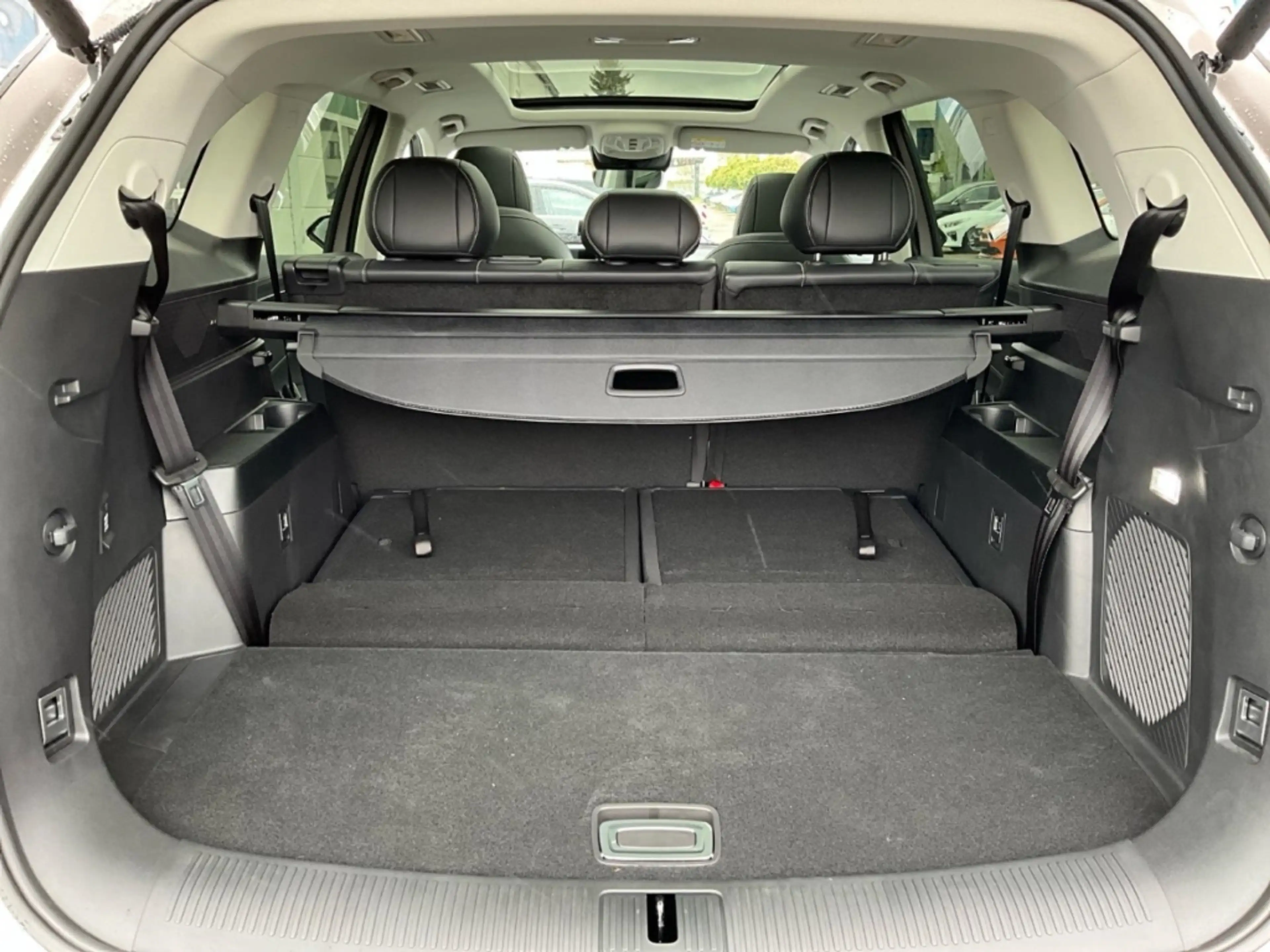 MG MGS9 1.5T 7Sitze Premium Panodach 360°Kamera Navi Totwi — photo 14