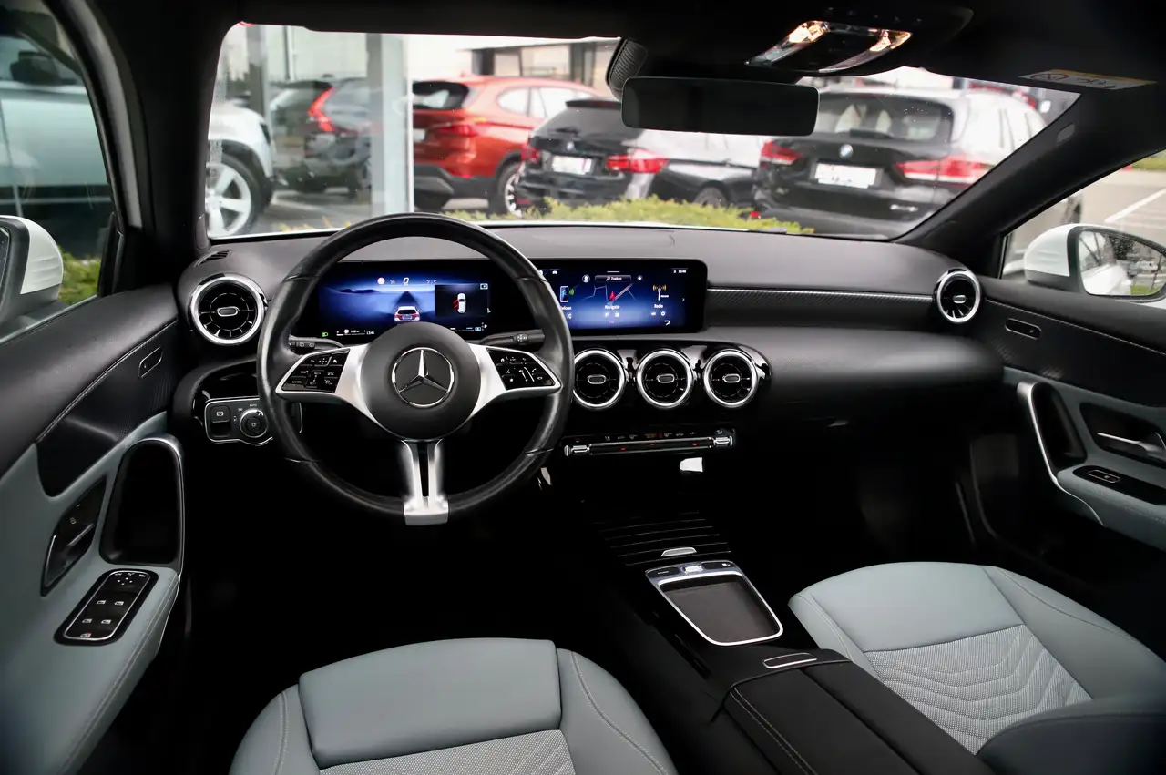 Mercedes-Benz A-Class Business Line Camera CarPlay Adaptive LED Navi ..., миниатюра 10