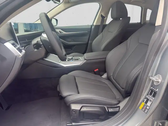 BMW I4 view 8