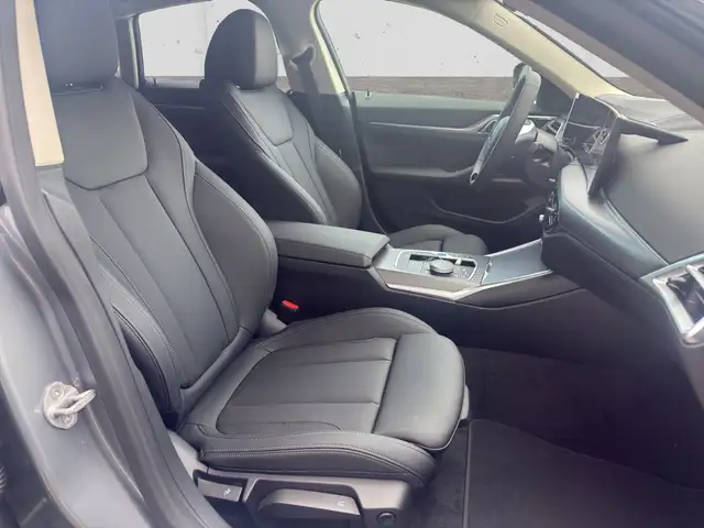 BMW I4 view 15