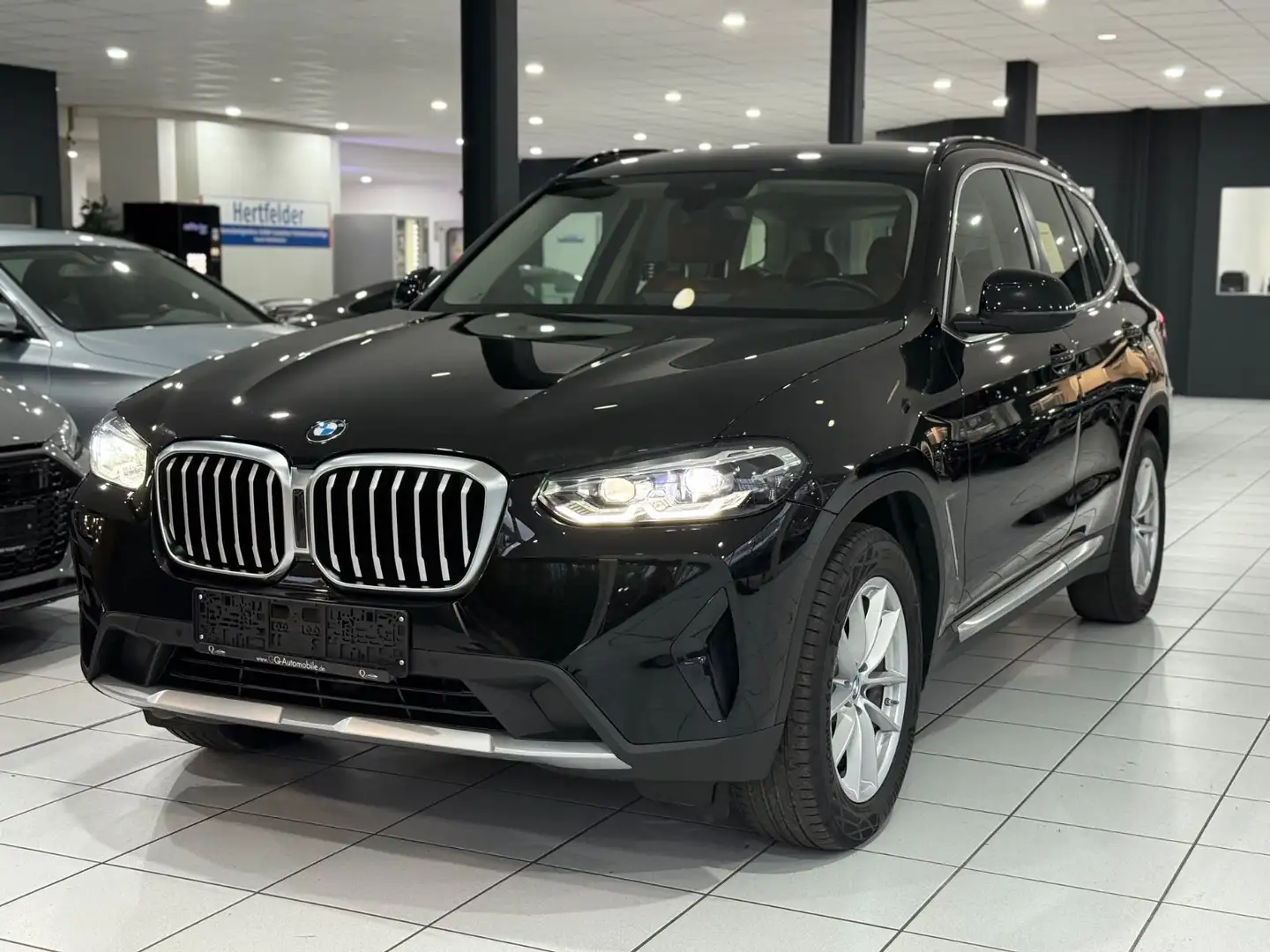 BMW X3 xDrive 20d Facelift*LEDER*KAMERA*SHZ*1.HAND* Schwarz - 1