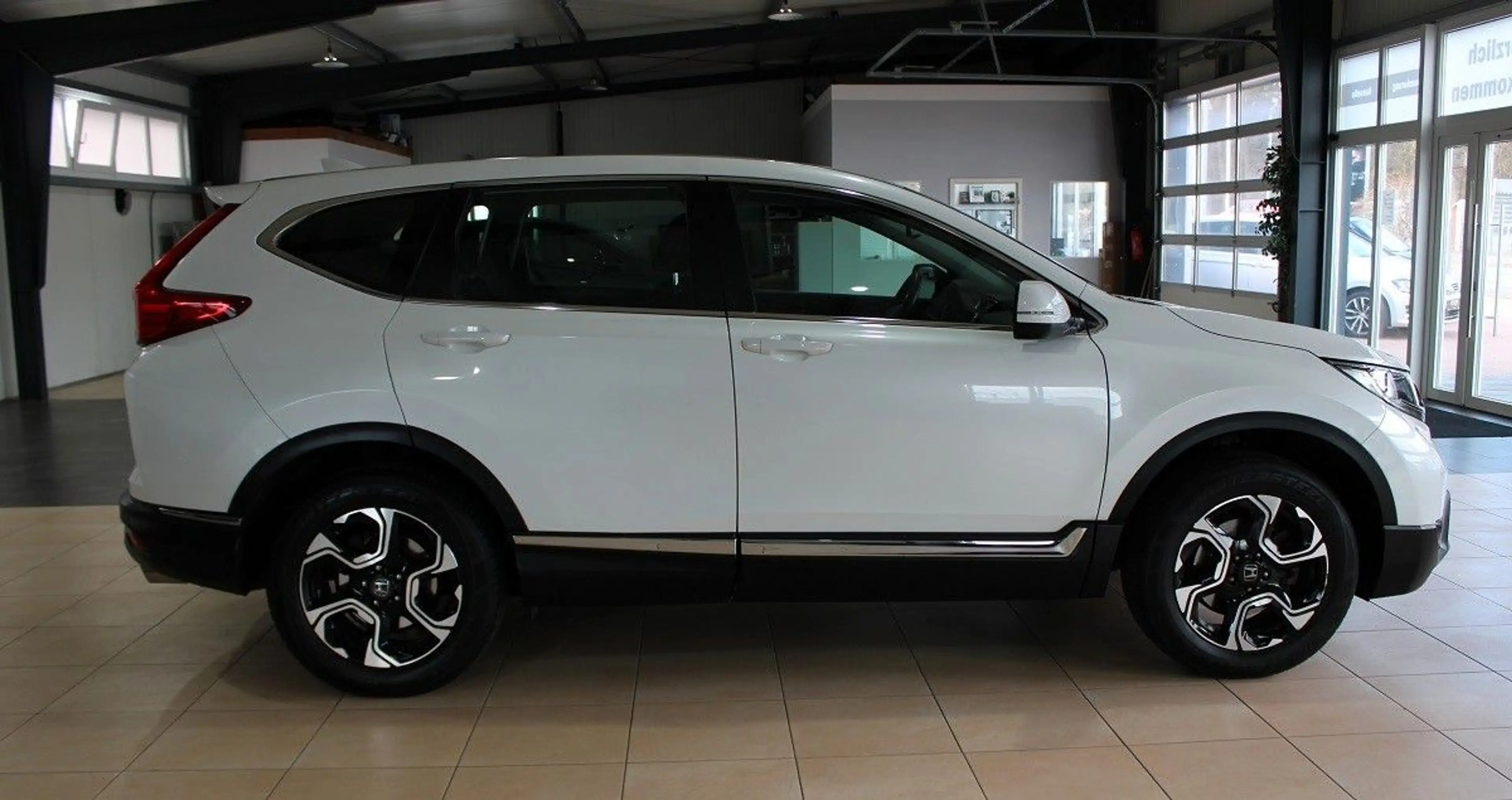 Honda CR-V 1.5 T 4WD Elegance*Automatik*43.768Km*TOP* — photo 2