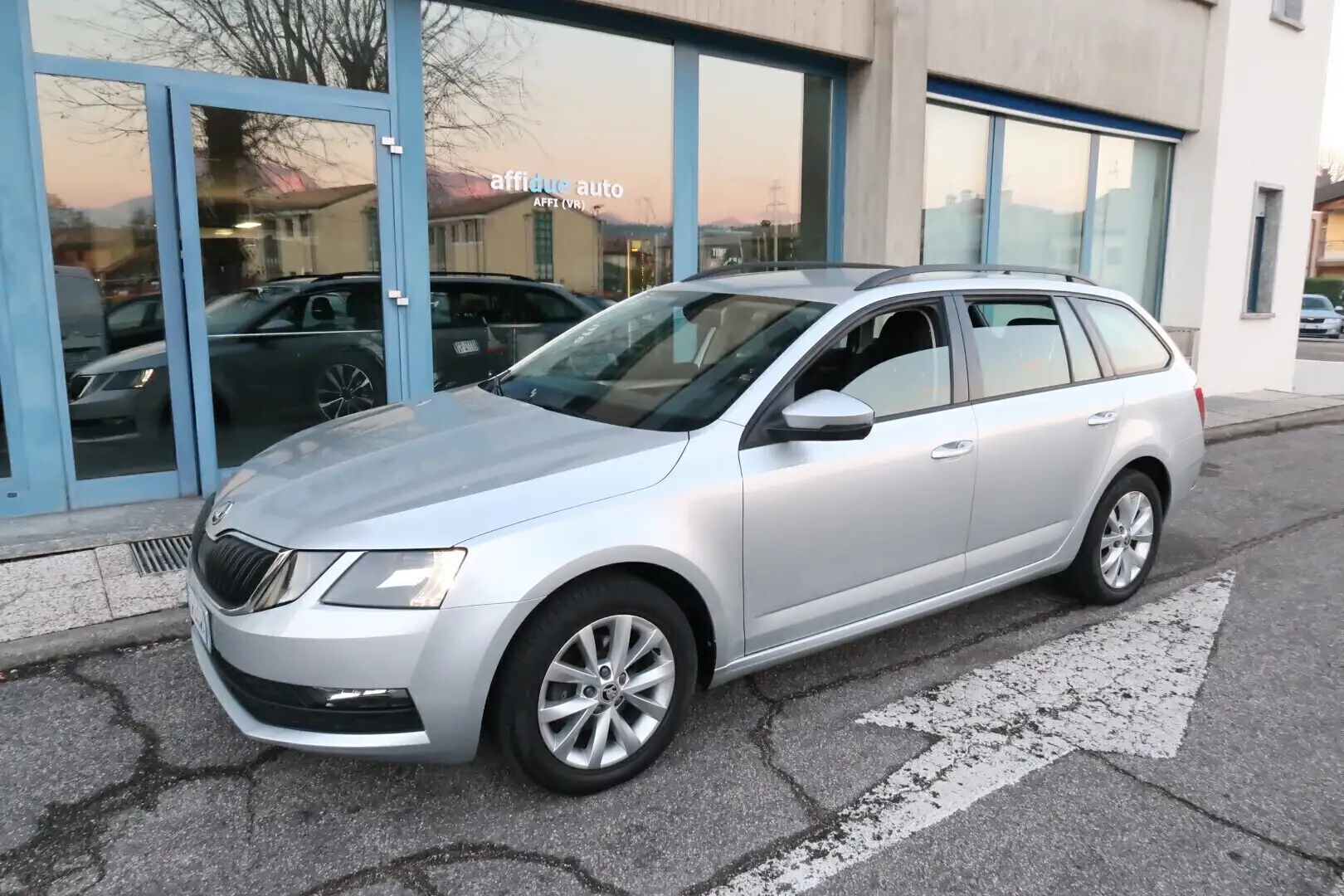 Skoda Octavia 1.6 TDI 115 CV Wagon Executive Argento - 1