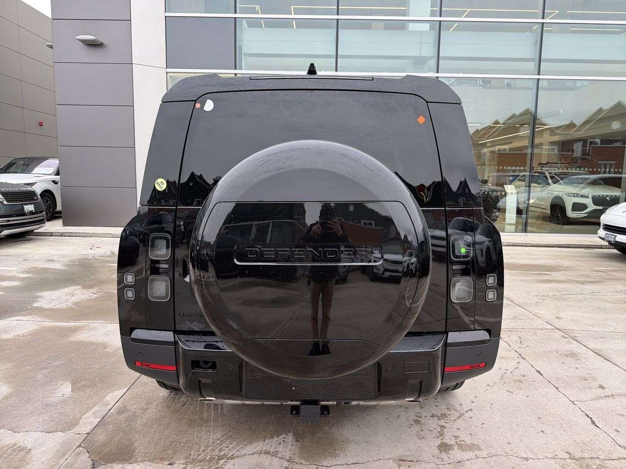 2026 Land Rover Defender 130 P300 S alt 4