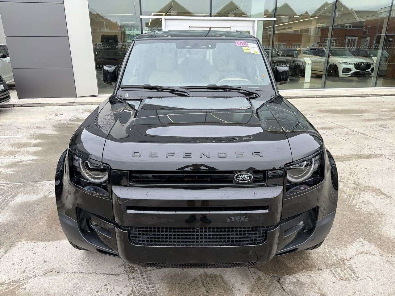 2026 Land Rover Defender 130 P300 S alt 3