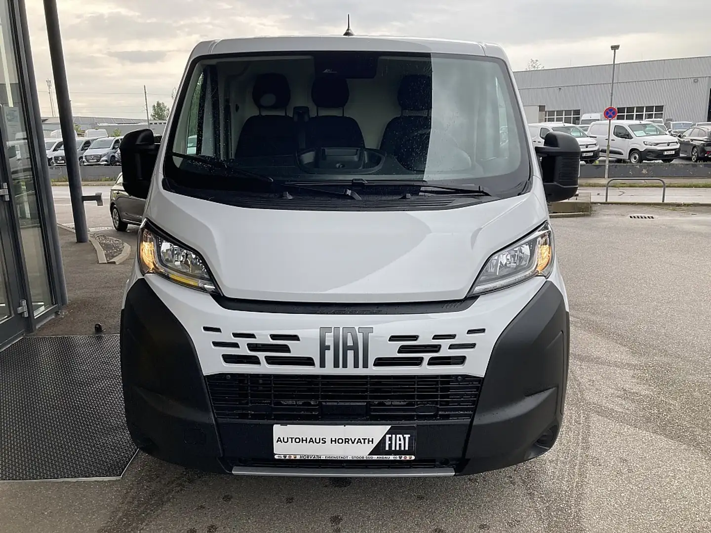 Fiat Ducato Ducato 30 L2H1 BlueHDi 120 S&S Biały - 2