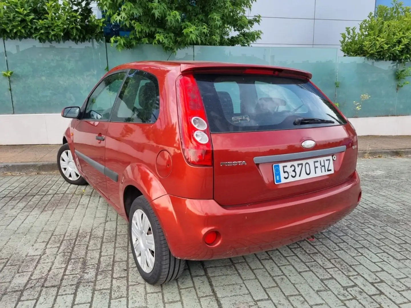 Ford Fiesta 1.6TDCI Newport Marrón - 1