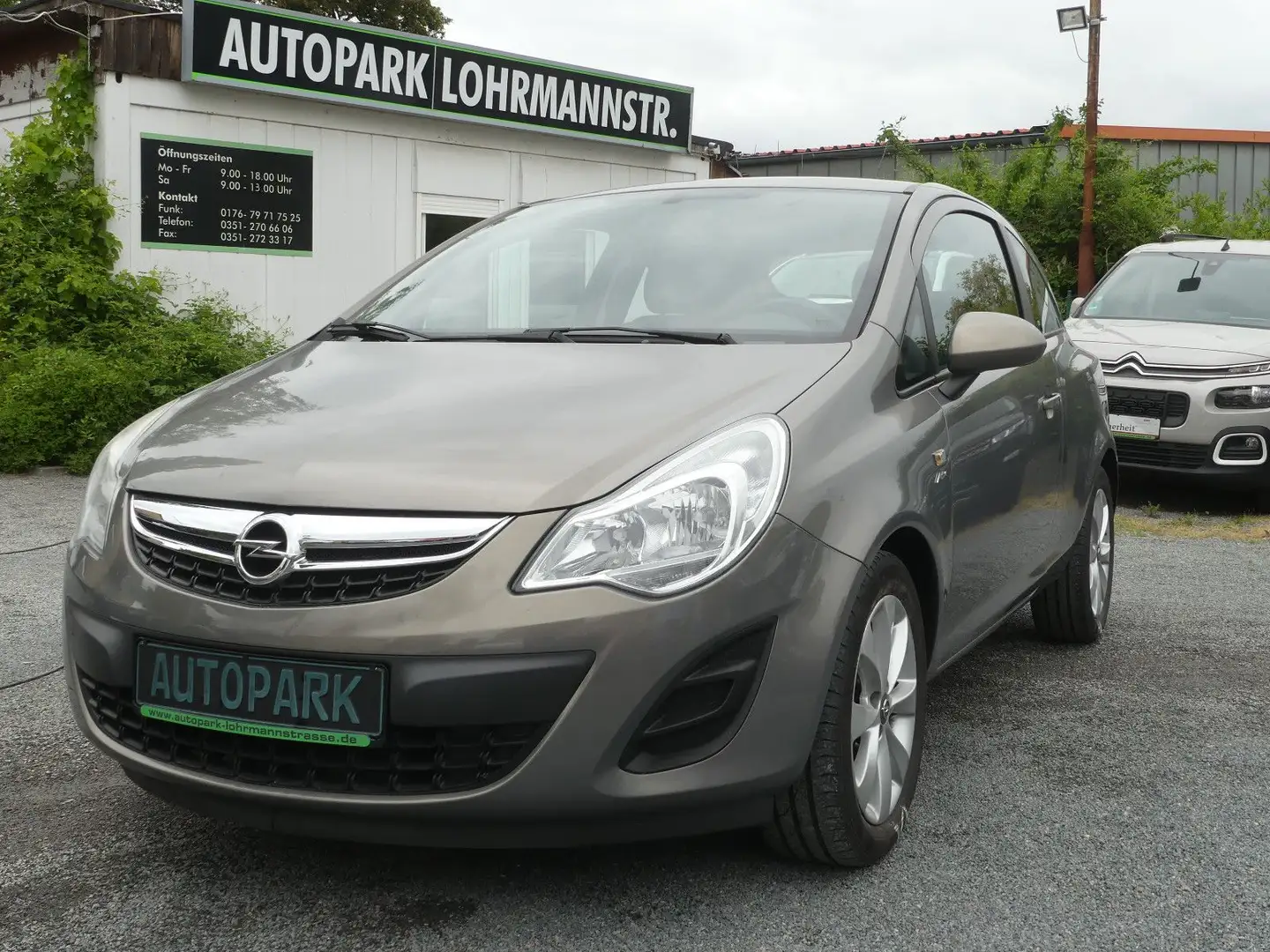 Opel Corsa 1.2 Edition*Klima*SH-gepfl.*PDC*Nr.42 Brun - 1