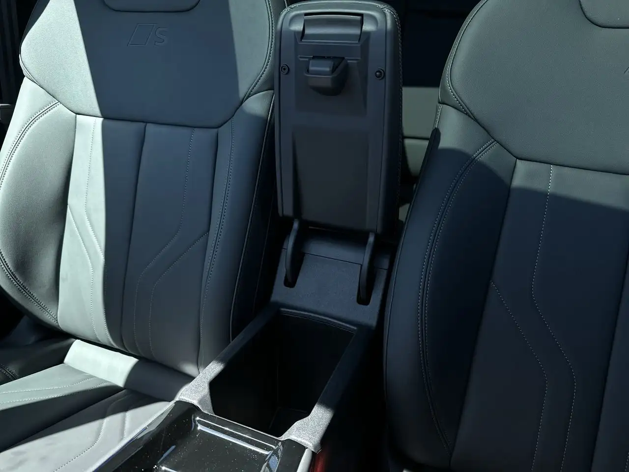 Audi Q3 снимка Audi Q3