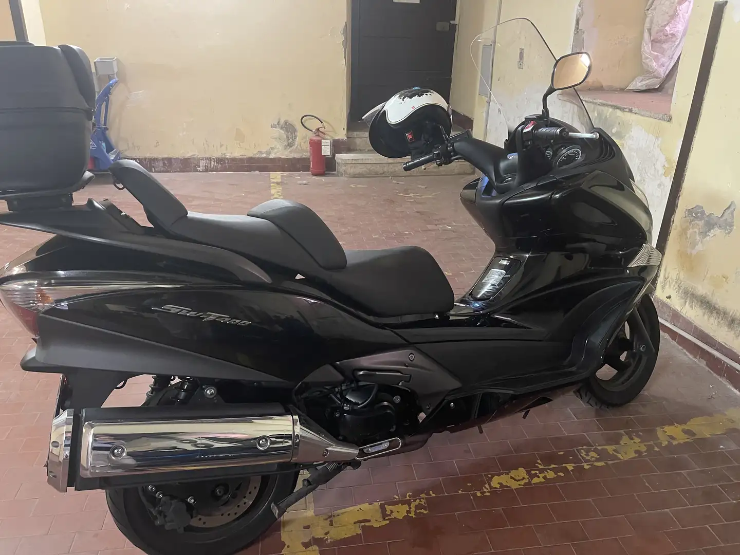 Honda SW-T 400 - 1