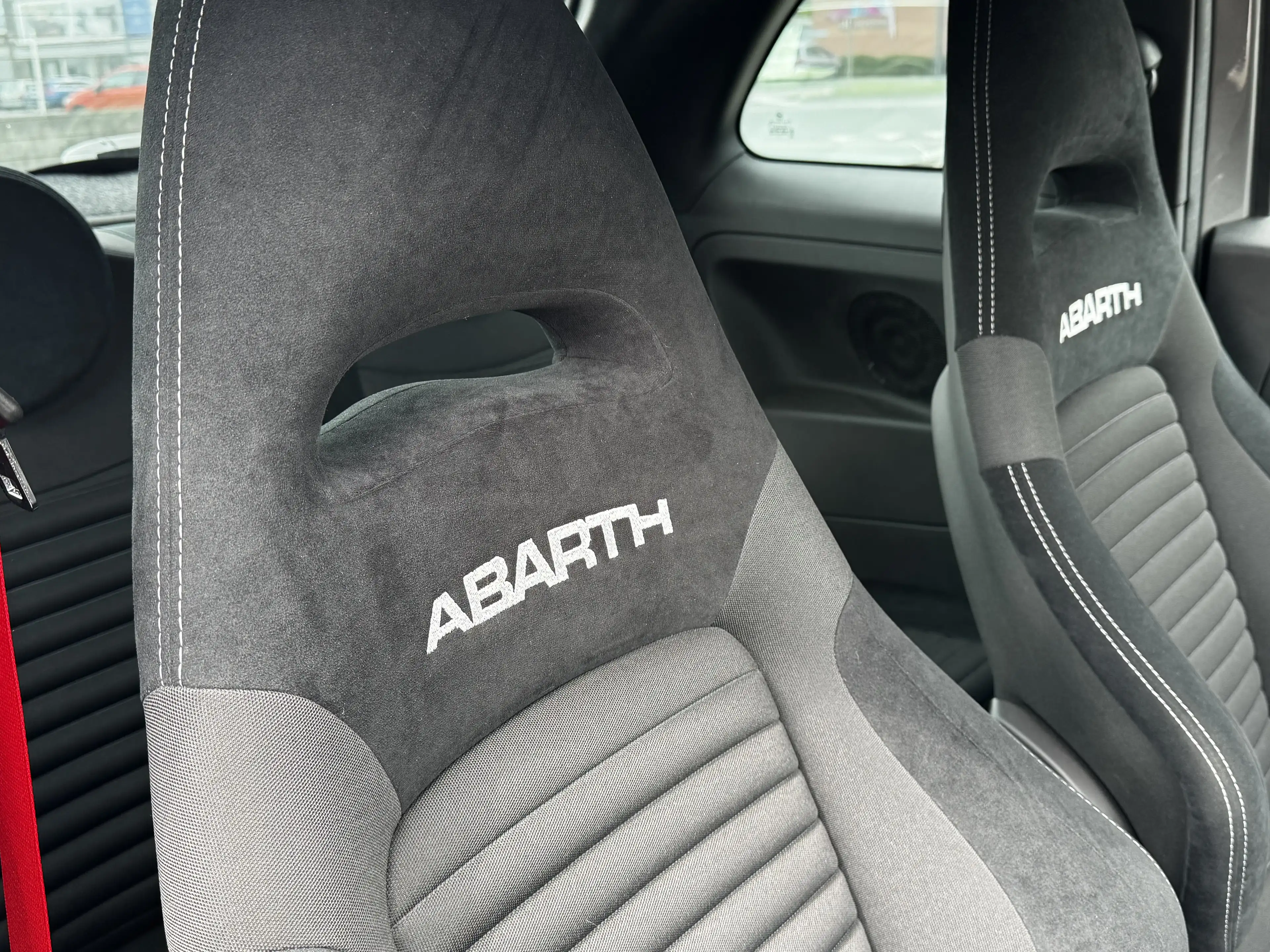 Abarth 695 695 1.4 T-Jet 1er main 180cv — photo 15