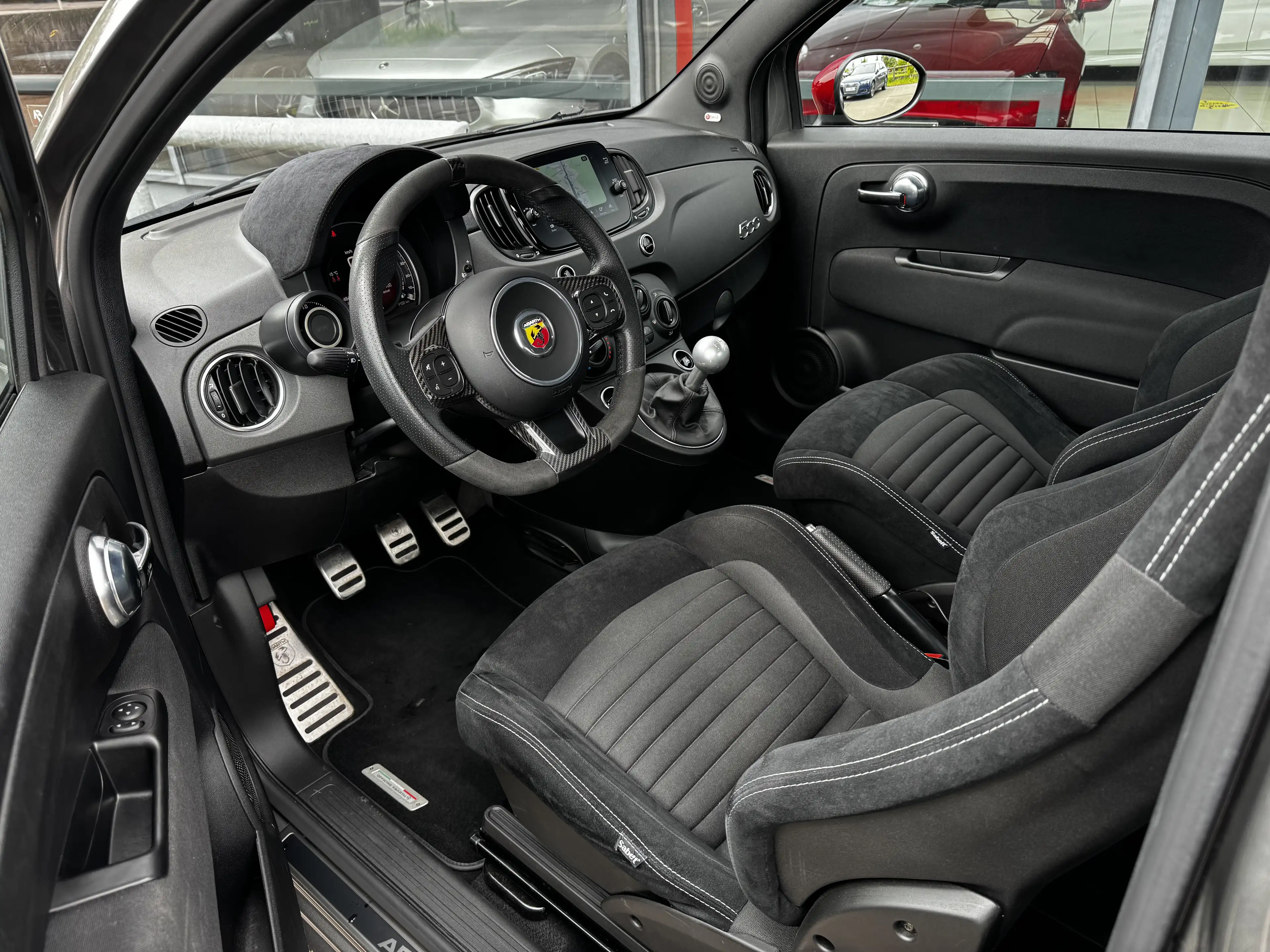 Abarth 695 695 1.4 T-Jet 1er main 180cv — photo 10