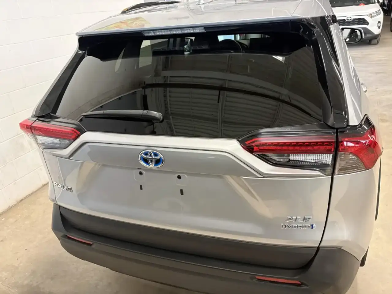 Toyota RAV 4 снимка Toyota RAV 4