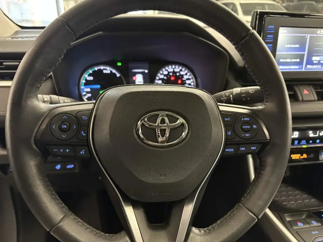 Toyota RAV 4 снимка Toyota RAV 4