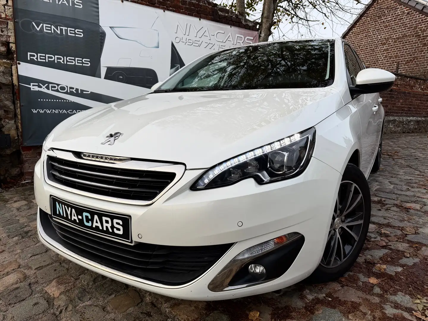 Peugeot 308 308 1.6 BlueHDi *CUIR*XENON*GPS* Blanc - 1